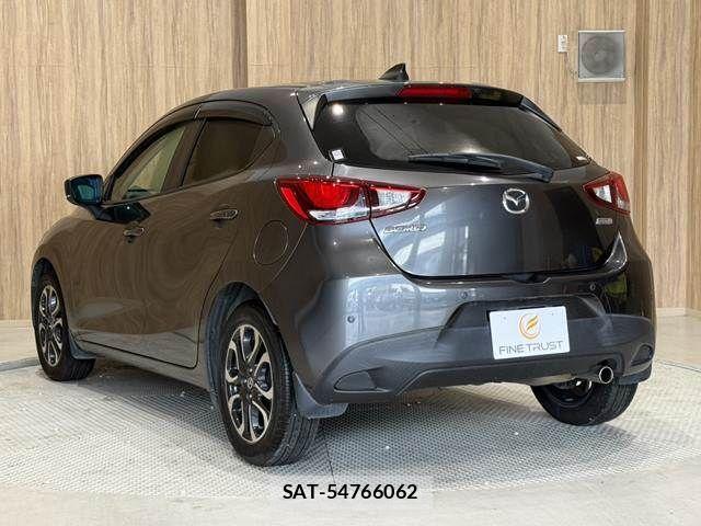 Mazda DEMIO 2016-11 7876180-19
