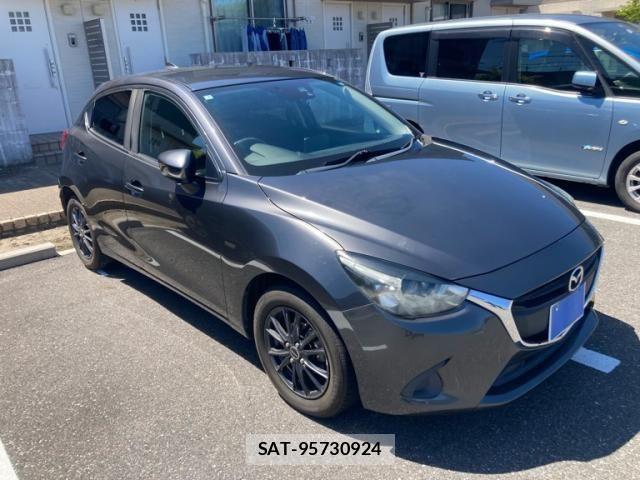 Mazda DEMIO 2017-02 7876186-0