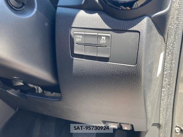 Mazda DEMIO 2017-02 7876186-13