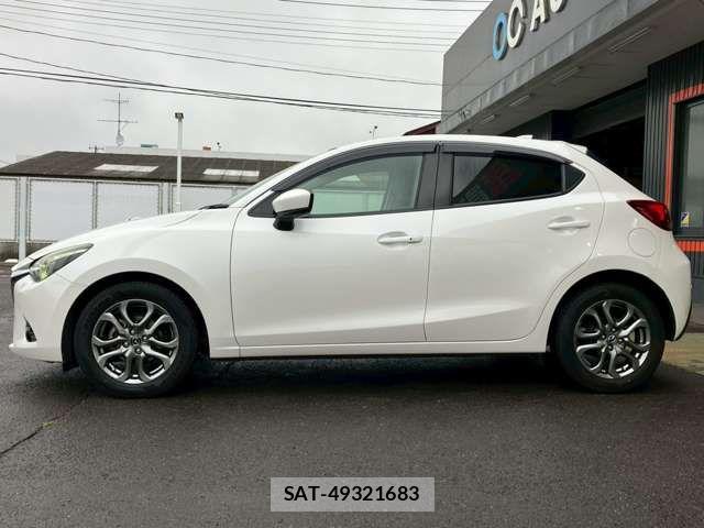 Mazda DEMIO 2018-08 7876179-16
