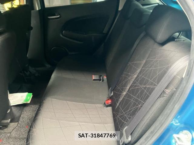 Mazda DEMIO 2013-02 7876206-9