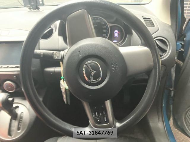 Mazda DEMIO 2013-02 7876206-14
