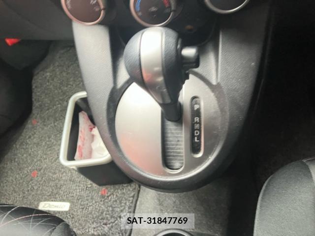 Mazda DEMIO 2013-02 7876206-16