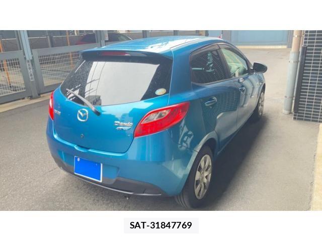 Mazda DEMIO 2013-02 7876206-3