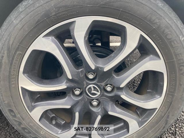 Mazda DEMIO 2017-08 7876182-10