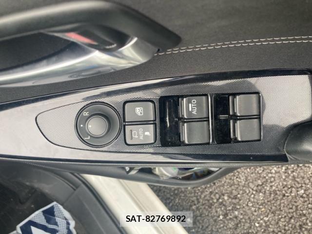 Mazda DEMIO 2017-08 7876182-16