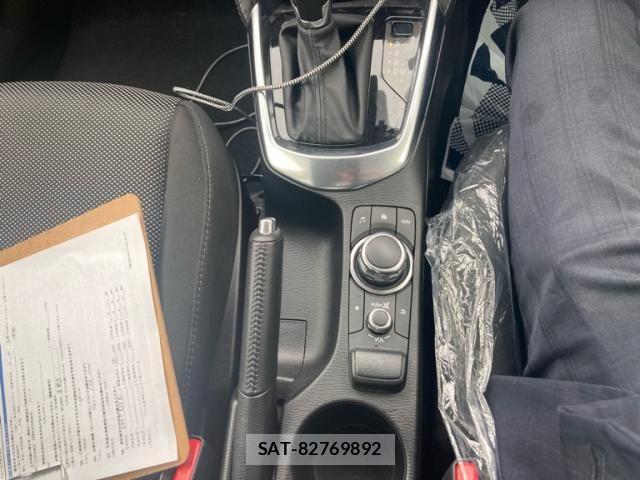 Mazda DEMIO 2017-08 7876182-23