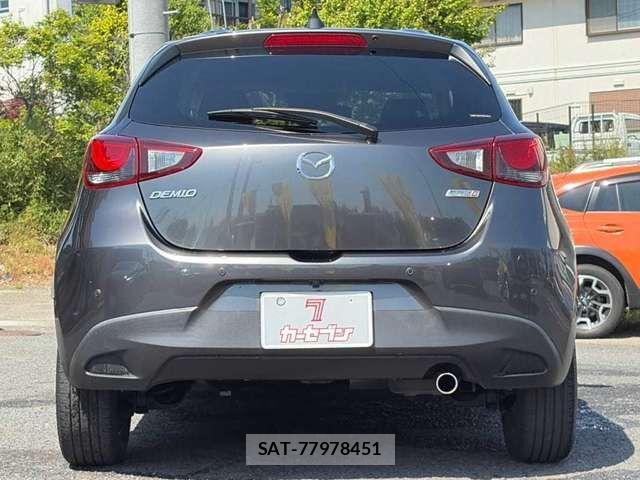 Mazda DEMIO 2018-02 7876177-3