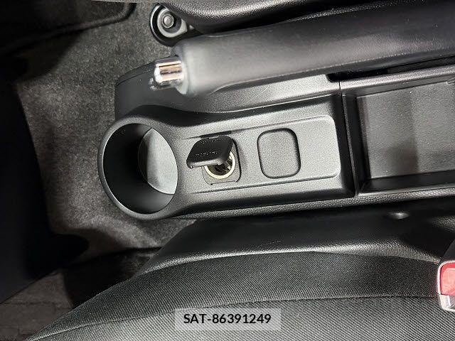 Mazda DEMIO 2013-07 7876187-12