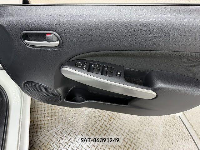 Mazda DEMIO 2013-07 7876187-17