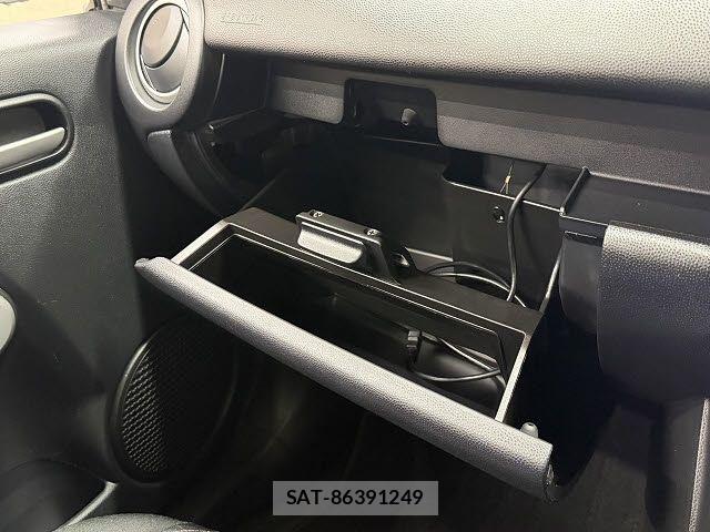 Mazda DEMIO 2013-07 7876187-20