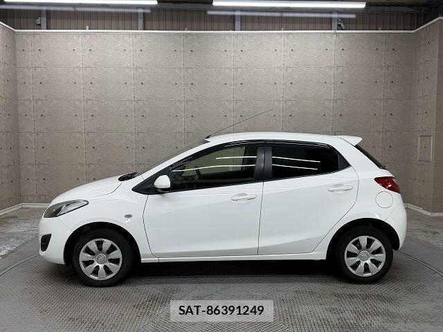 Mazda DEMIO 2013-07 7876187-5