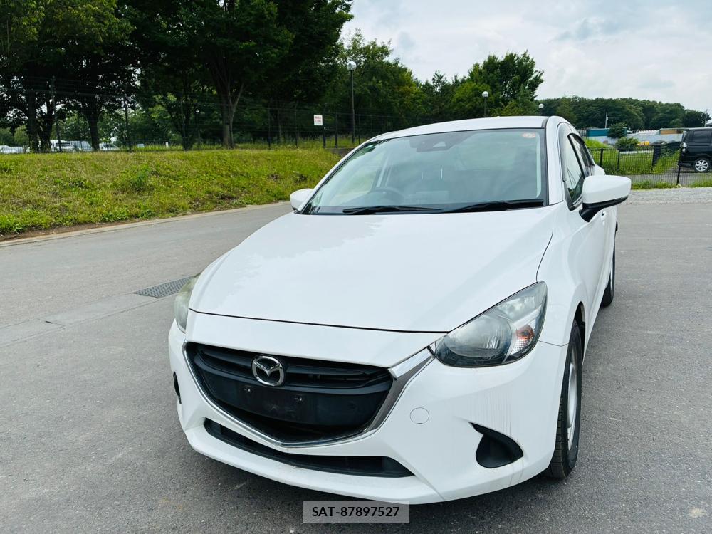 Mazda DEMIO 2019-05 7607391-0