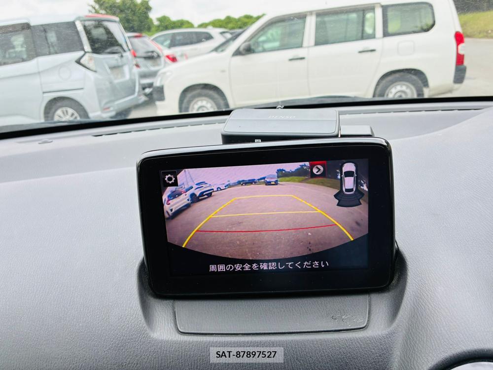 Mazda DEMIO 2019-05 7607391-17