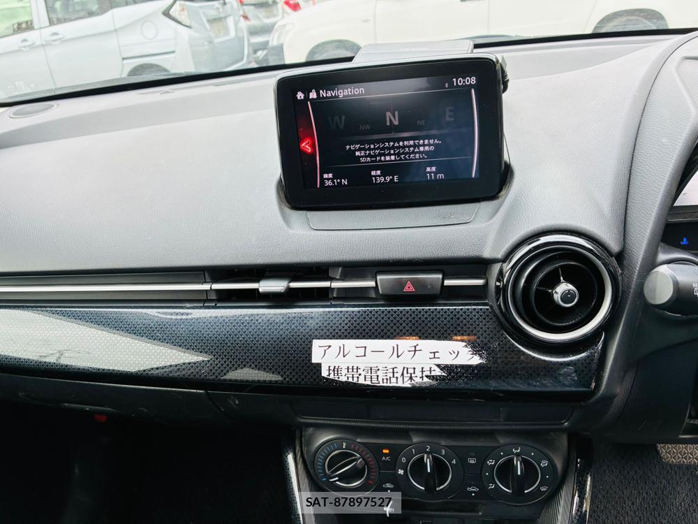 Mazda DEMIO 2019-05 7607391-18