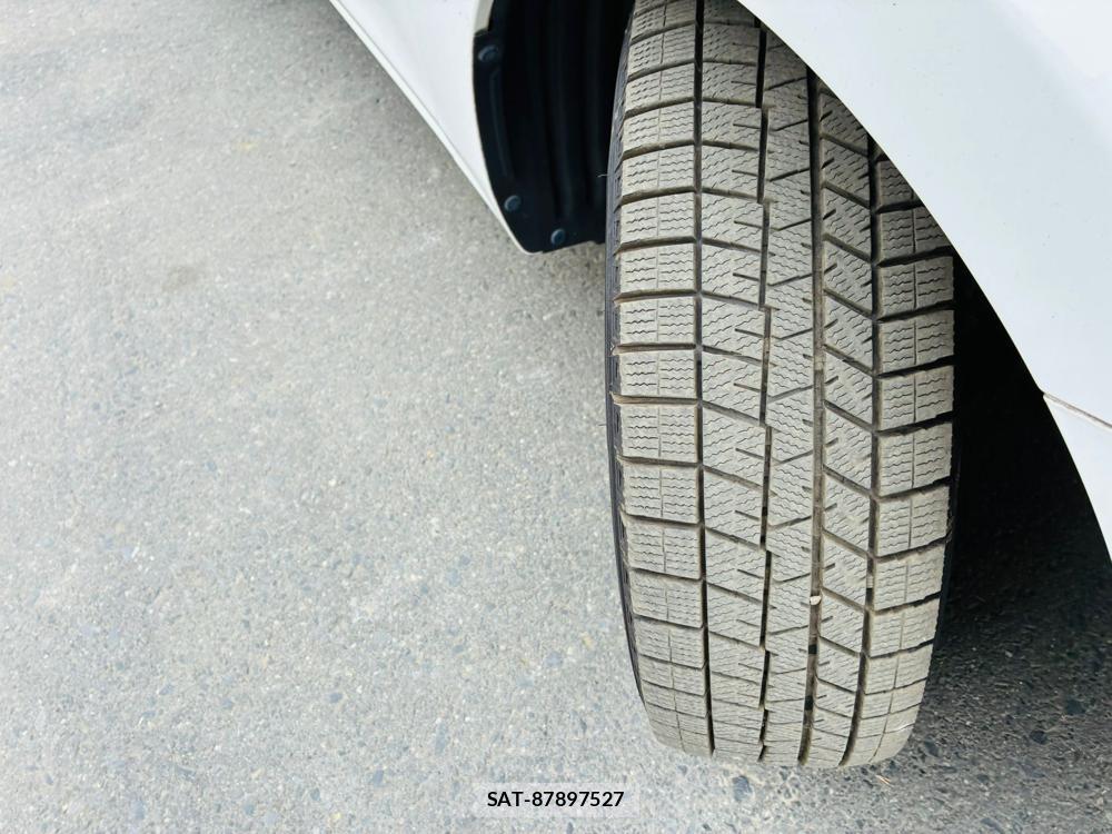Mazda DEMIO 2019-05 7607391-32