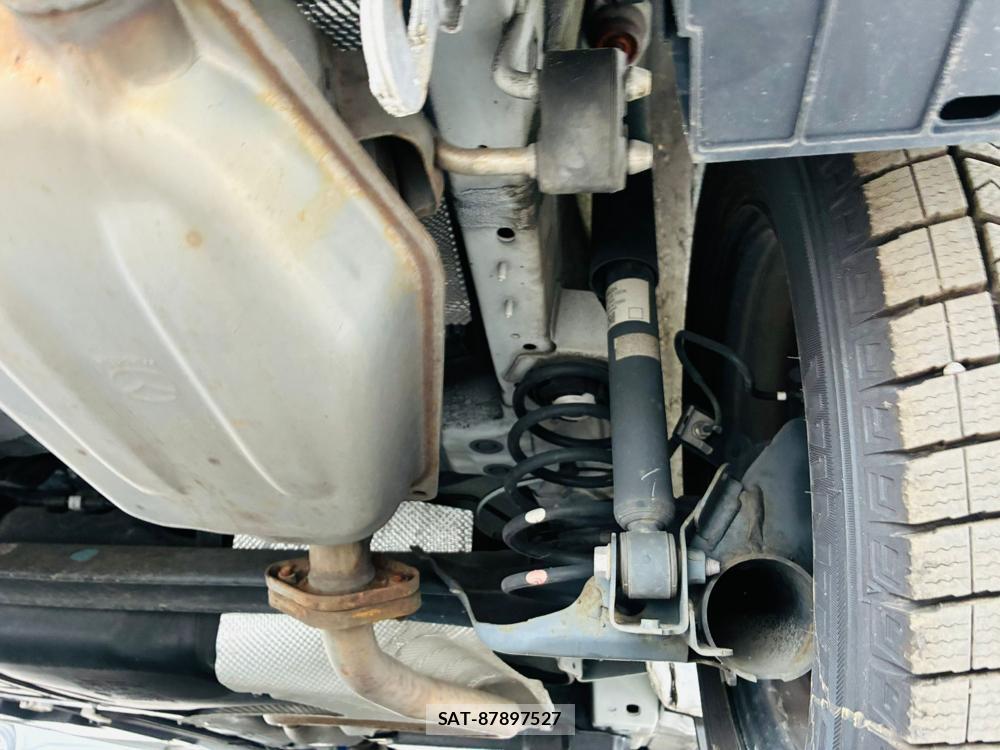 Mazda DEMIO 2019-05 7607391-36