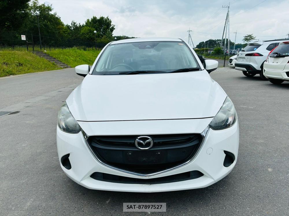 Mazda DEMIO 2019-05 7607391-7