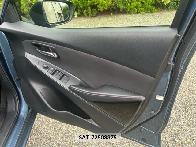 Mazda DEMIO 2016-03 7902536-10