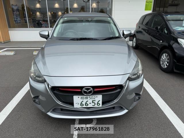 Mazda DEMIO 2015-11 7902538-0