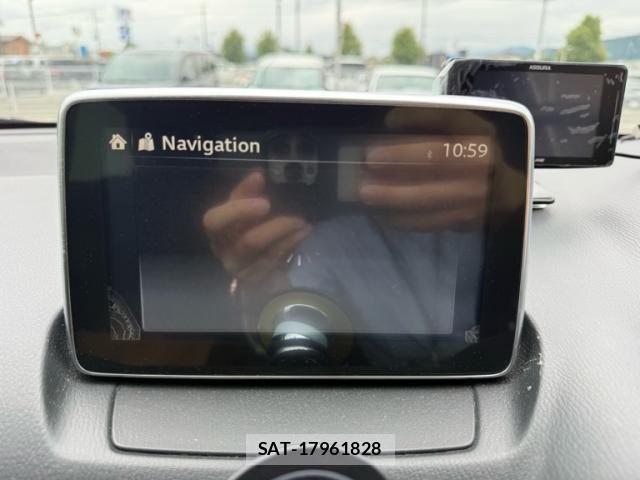 Mazda DEMIO 2015-11 7902538-16