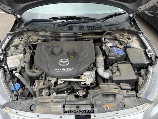 Mazda DEMIO 2015-11 7902538-24