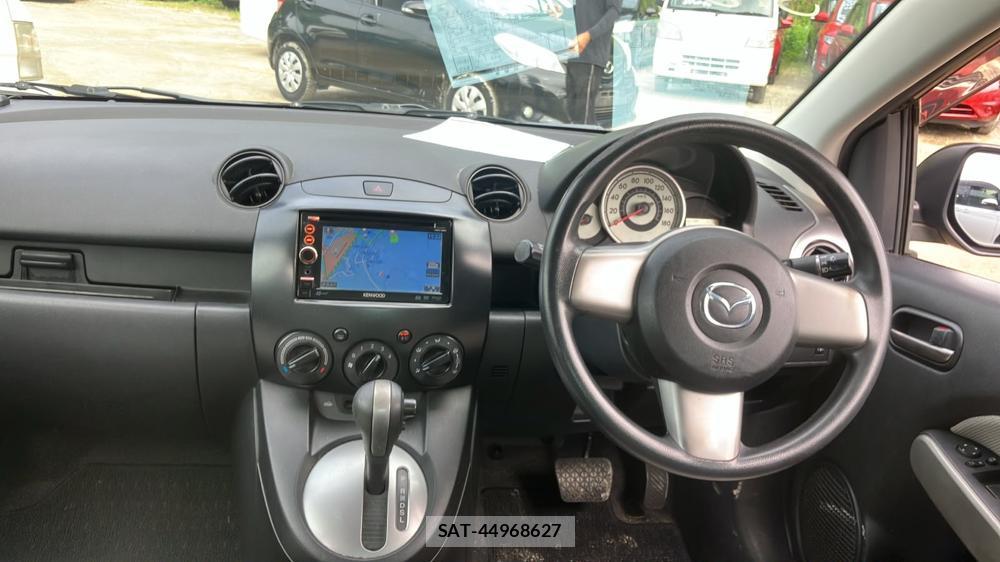 Mazda DEMIO 2011-06 7741778-12