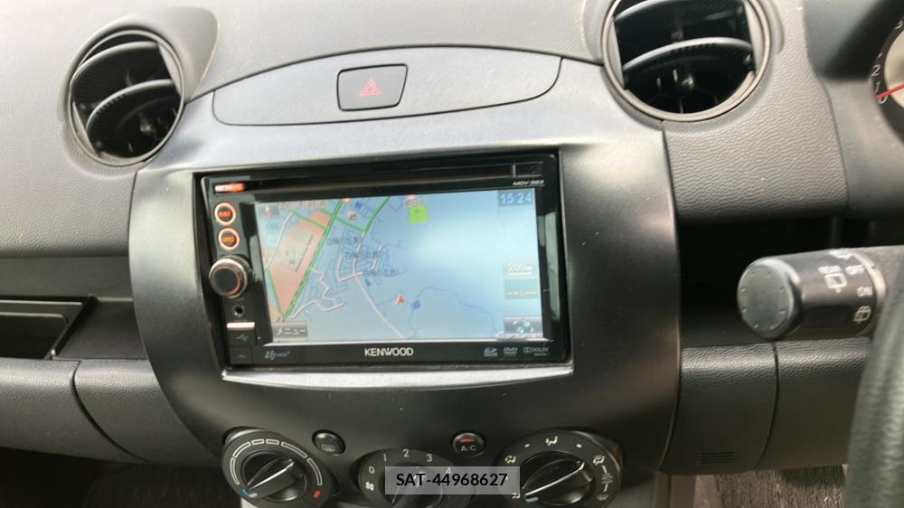 Mazda DEMIO 2011-06 7741778-15