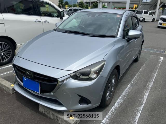 Mazda DEMIO 2017-10 7961247-1