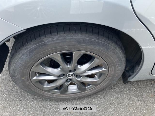 Mazda DEMIO 2017-10 7961247-8