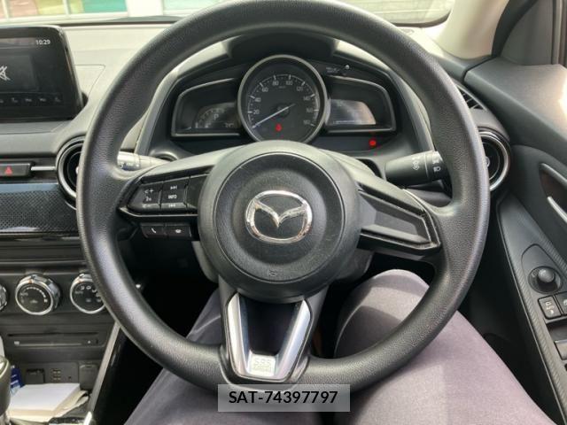 Mazda DEMIO 2017-07 7961252-13