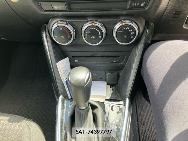 Mazda DEMIO 2017-07 7961252-16
