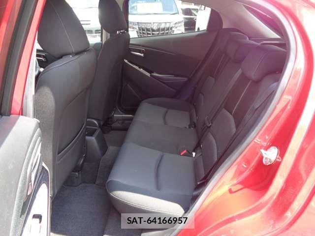 Mazda DEMIO 2018-02 7961246-10