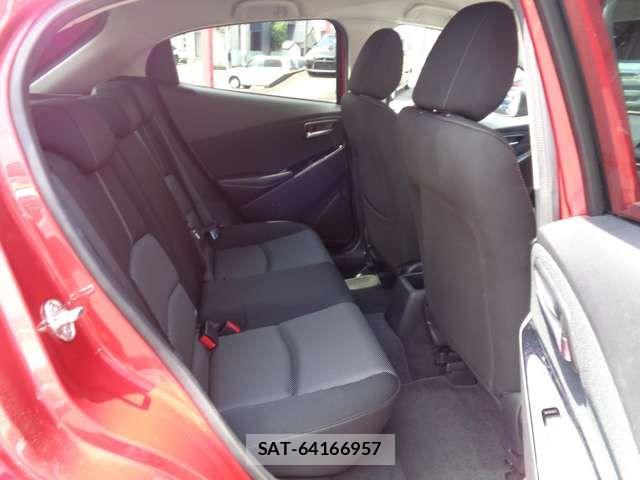 Mazda DEMIO 2018-02 7961246-13
