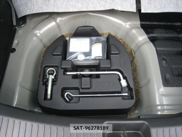 Mazda DEMIO 2013-07 7961248-25