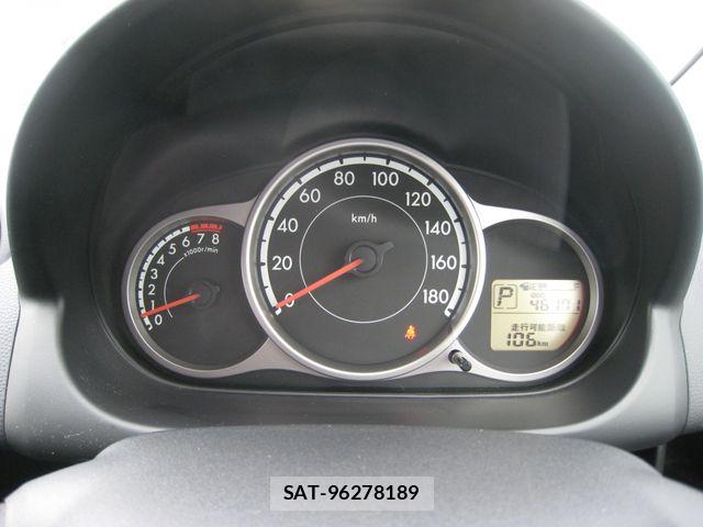 Mazda DEMIO 2013-07 7961248-3