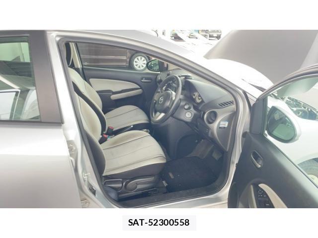 Mazda DEMIO 2009-10 7961256-7