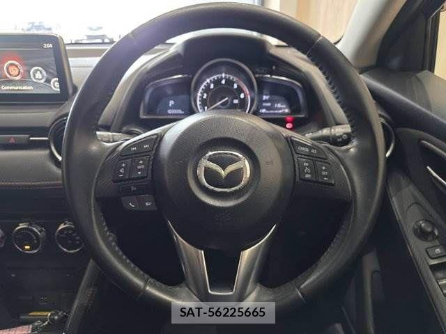 Mazda DEMIO 2015-01 7979080-11