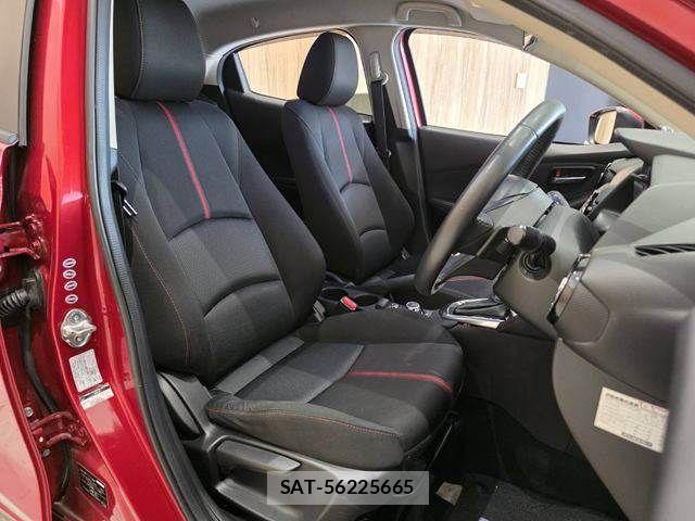 Mazda DEMIO 2015-01 7979080-8