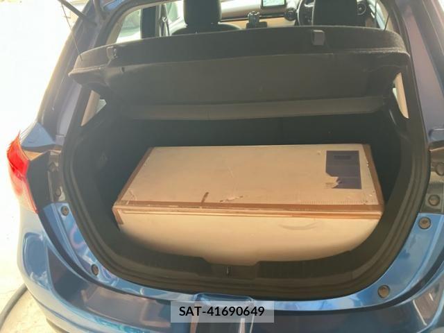 Mazda DEMIO 2015-11 7979081-23