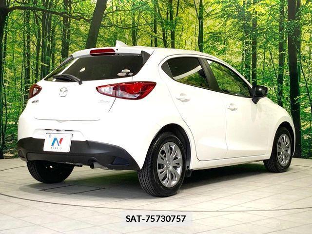 Mazda DEMIO 2017-04 7979078-16