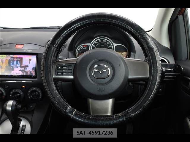 Mazda DEMIO 2014-01 7979082-9