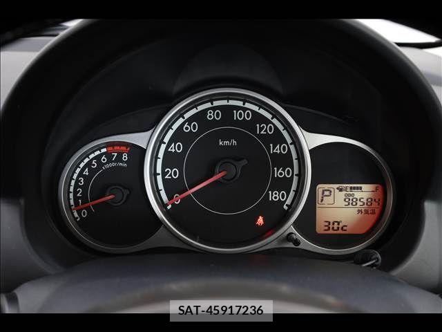 Mazda DEMIO 2014-01 7979082-15