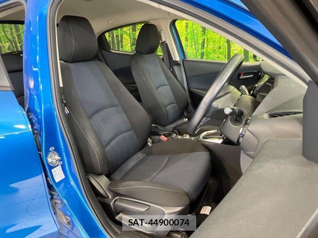 Mazda DEMIO 2015-08 8035290-7