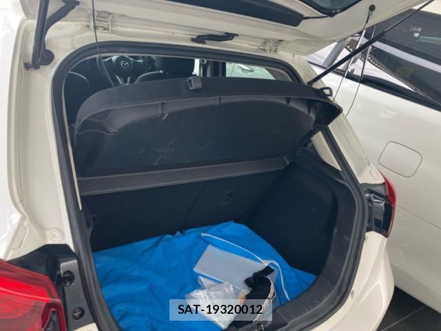 Mazda DEMIO 2014-11 8035302-12