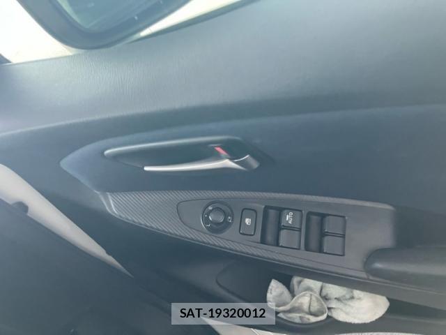 Mazda DEMIO 2014-11 8035302-13