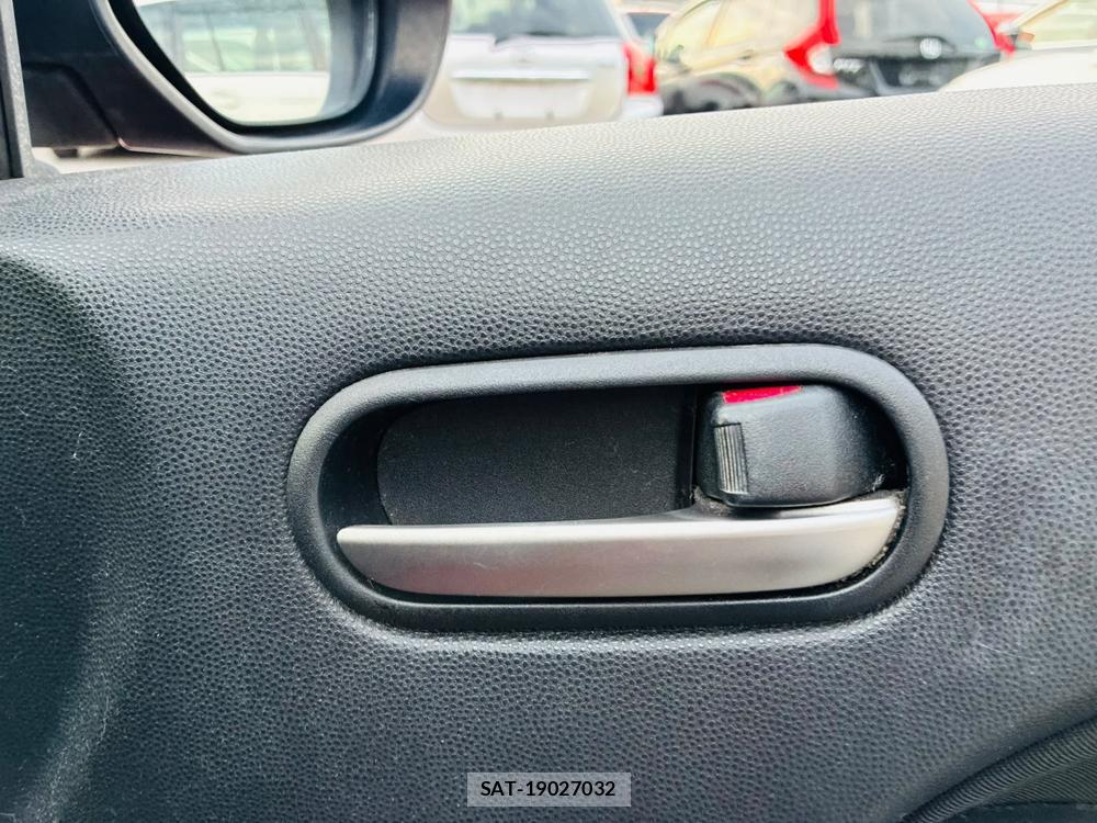 Mazda DEMIO 2013-05 7741749-20