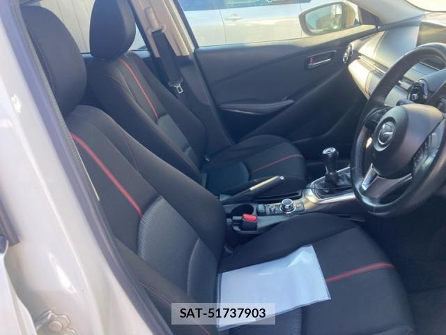 Mazda DEMIO 2014-10 8035300-13