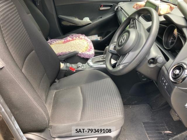 Mazda DEMIO 2019-02 8035294-12