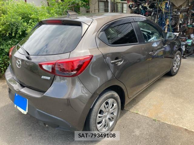 Mazda DEMIO 2019-02 8035294-3